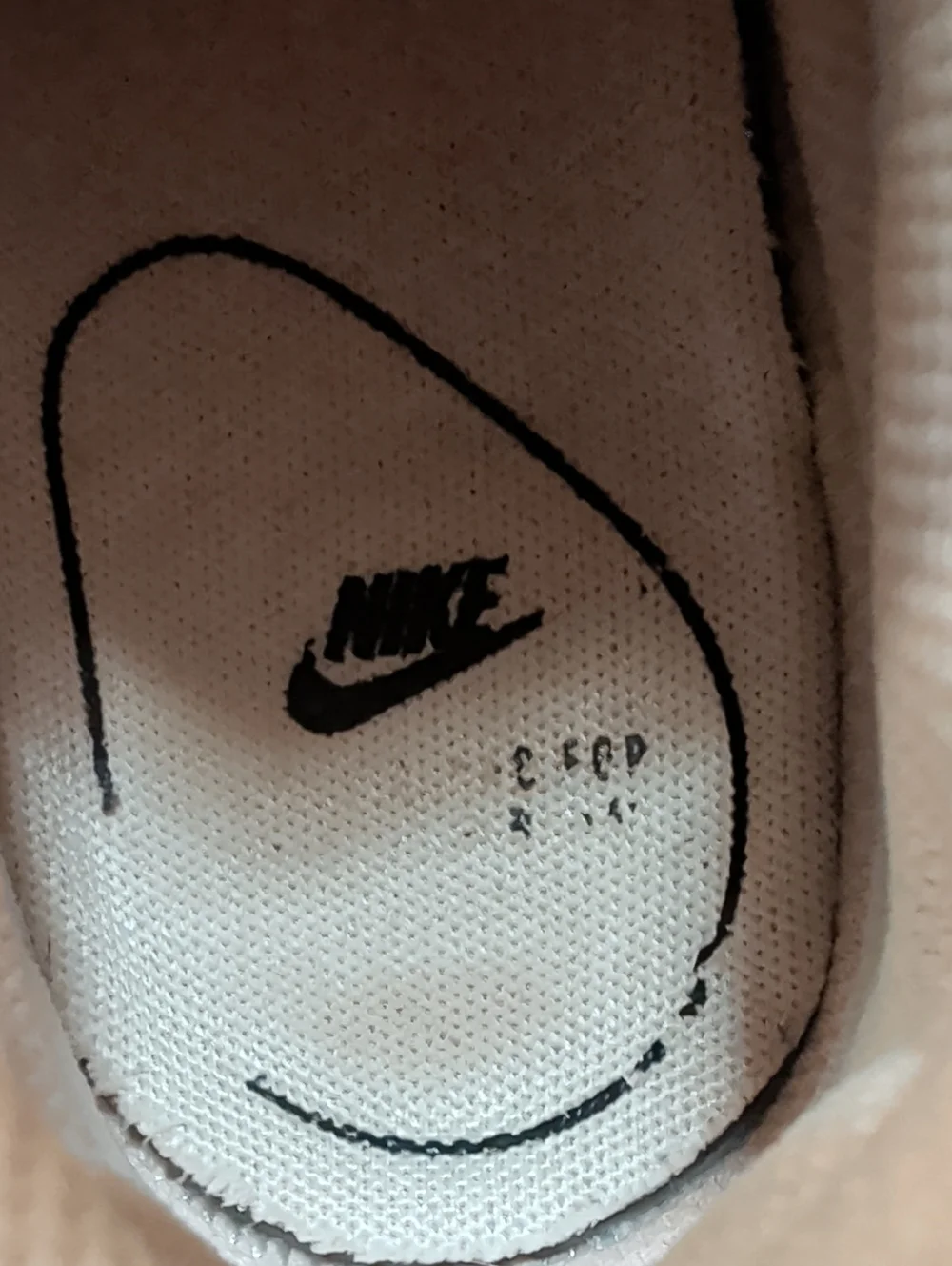 Nike Wmns Air Max Excee 'Washed Coral' Sneakers Size 8 Used MSRP $90